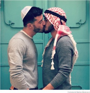 La historia detrs de la fotografa de dos hombres besndose en Jerusaln