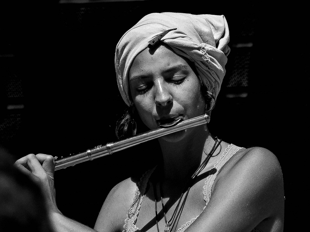"La chica de la flauta" de Jos M Macas Caball
