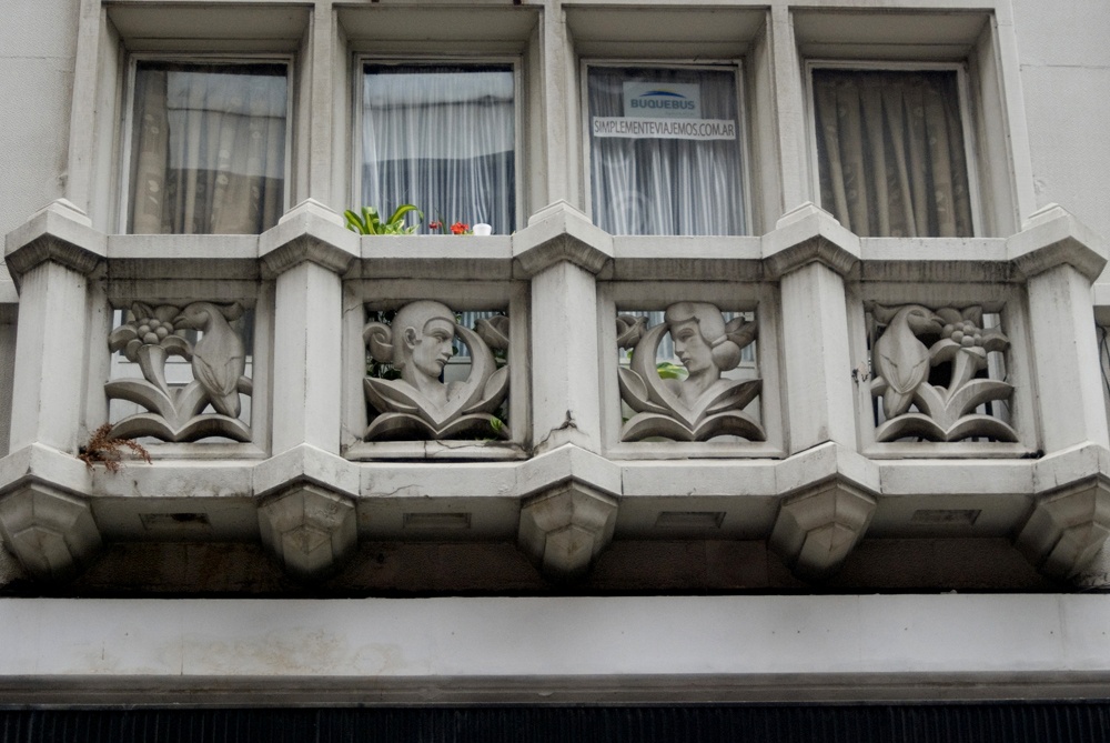 "balcon antiguo" de Ricardo Clodomiro Torres