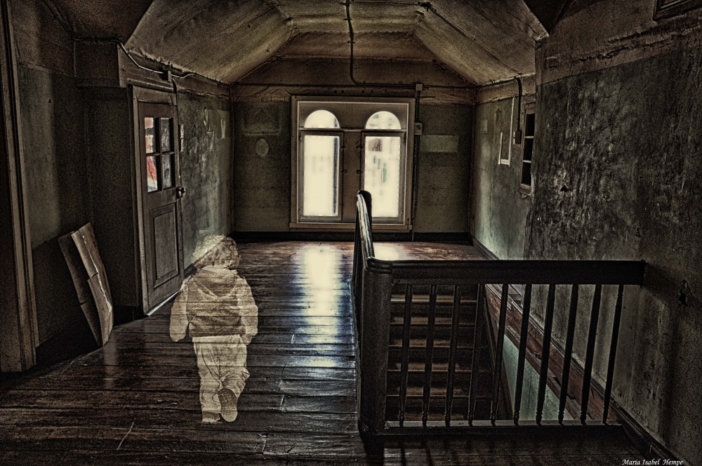 "Un fantasma en la casa..." de Maria Isabel Hempe