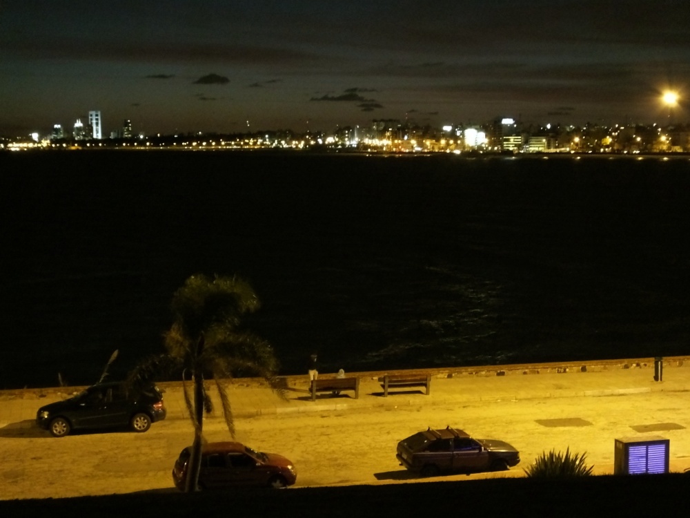 "Montevideo anoche" de Juan Fco. Fernndez