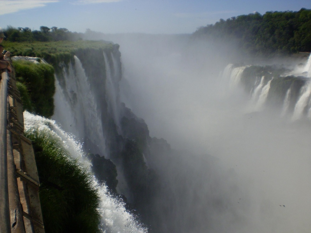 "`Cataratas del Iguaz`" de Marta Ins Mazzucco
