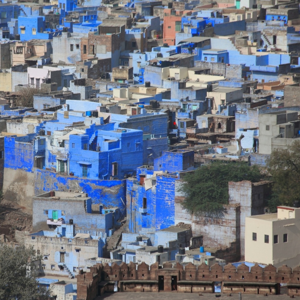 "La ciudad azul." de Francisco Luis Azpiroz Costa