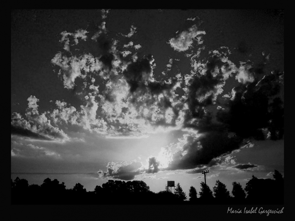 "Entre nubes II" de Mara Isabel Gargevcich