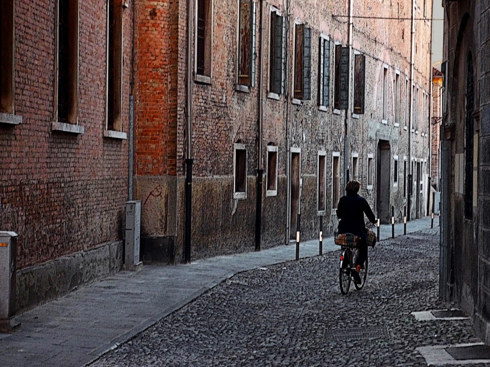 "Calle de Padova, Italia" de Ricardo S. Spinetto