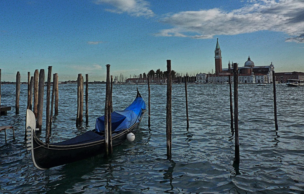 "Venecia desde un muelle" de Ricardo S. Spinetto
