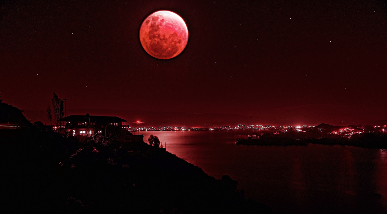 "Mi luna roja" de Ernesto Emilio Suarez