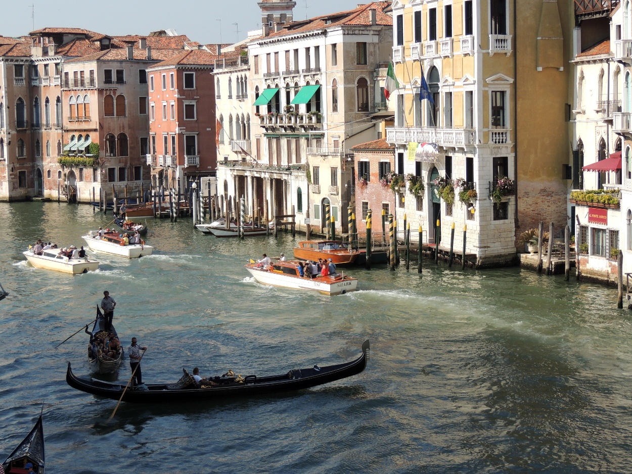 "Paseando por Venecia" de Guillermo Friedrich