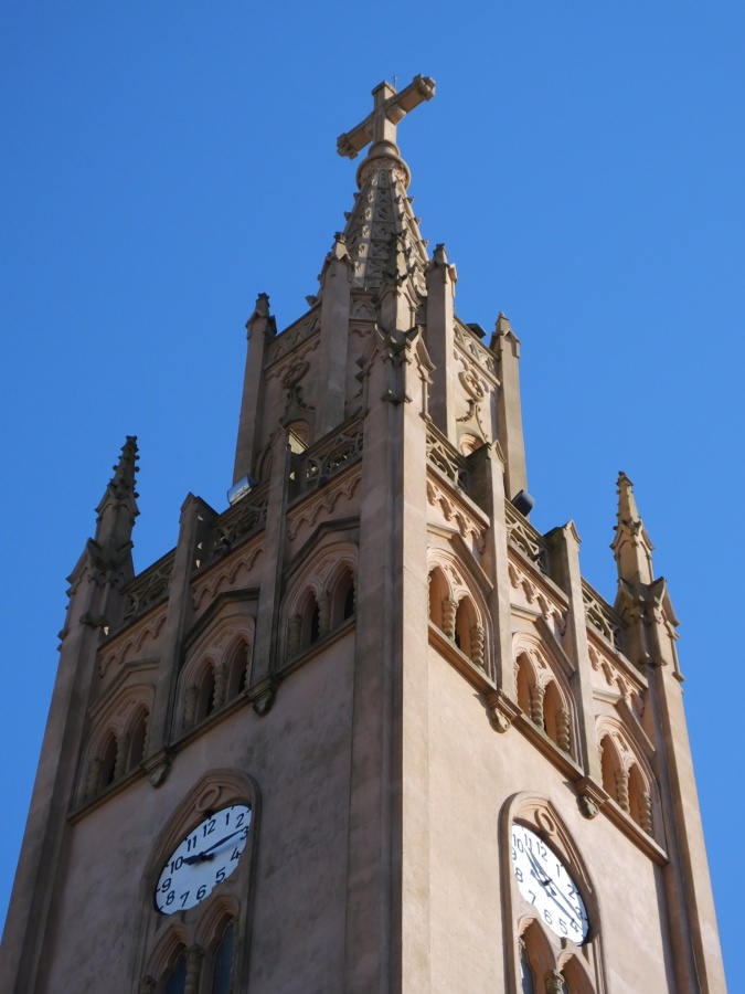 "Iglesia Santa Isabel de Paso de los Toros" de Juan Fco. Fernndez