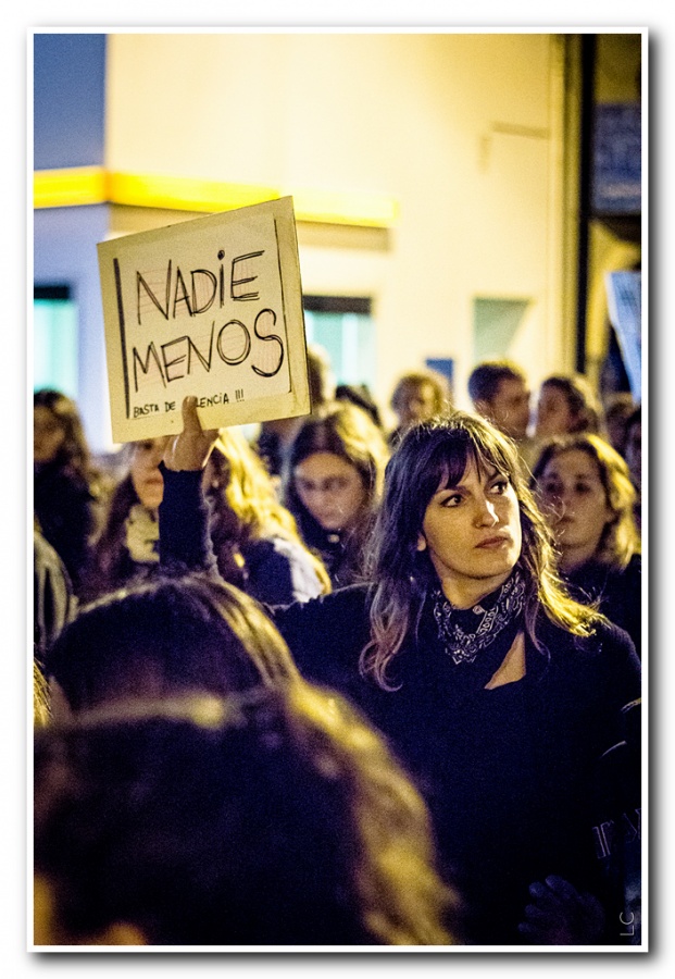 "#NadieMenos" de Lautaro Carneglia
