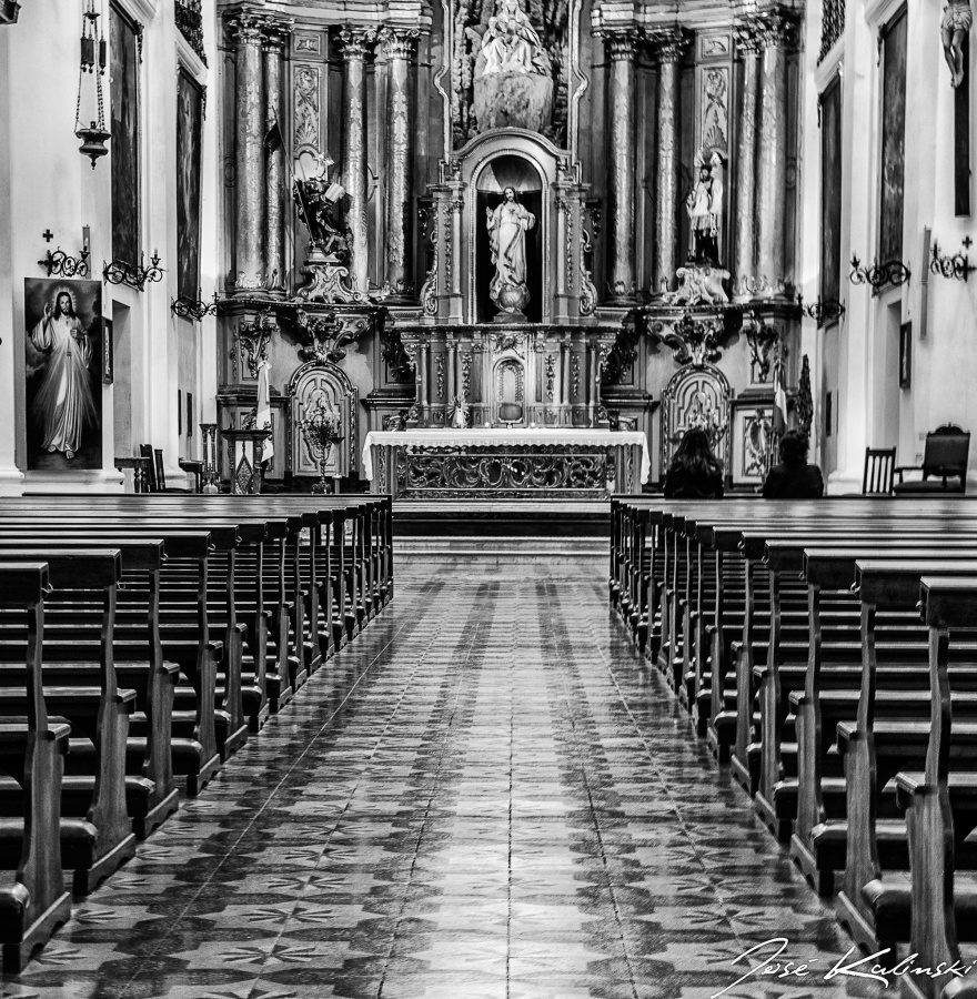 "Iglesia San Ignacio de Loyola" de Jose Carlos Kalinski
