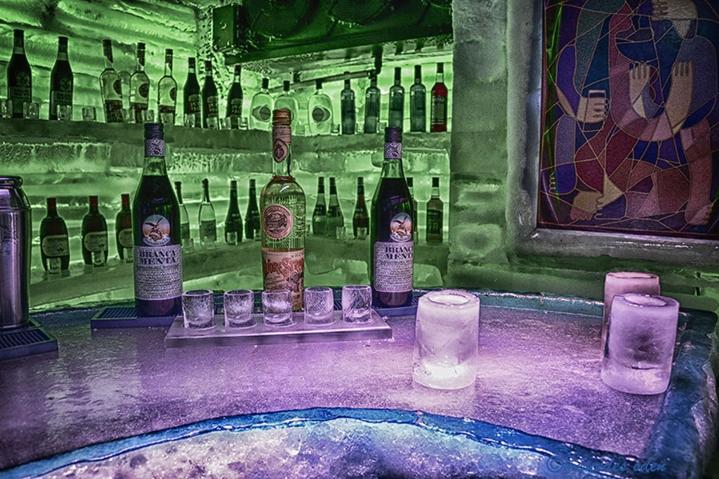 "Bar de hielo" de Mercedes Orden