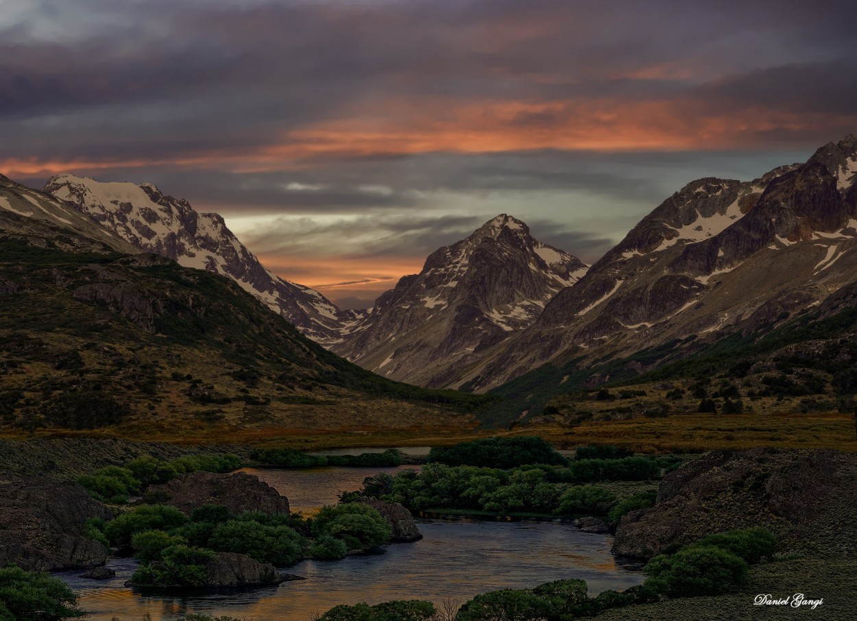 "Tierra del Fuego...la maravilla en estado puro..." de Alberto Daniel Gangi
