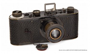 Una Leica de 1923 vendida por 2,4 millones de euros se convierte en la cmara ms cara de la historia