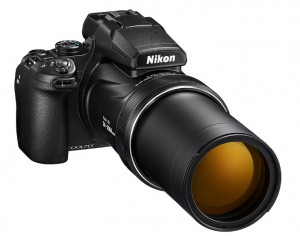 Nikon Coolpix P1000: nueva compacta con zoom 24-3000 milmetros