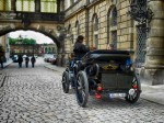 En coche antiguo por Dresden, Alemania