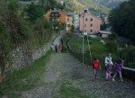 Sendero en Borzonasca, Italia