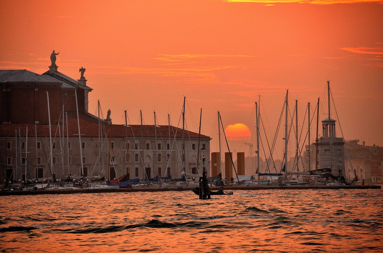 ATARDECER EN VENECIA