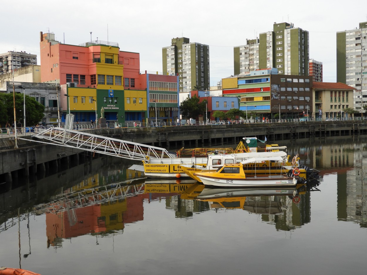 DE PASEO POR LA BOCA