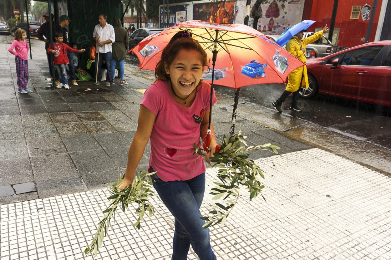 La nena de los olivos