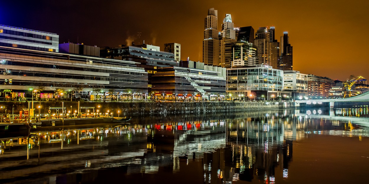 Reflejos del puerto