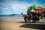 En las playas se disfruta y se trabaja