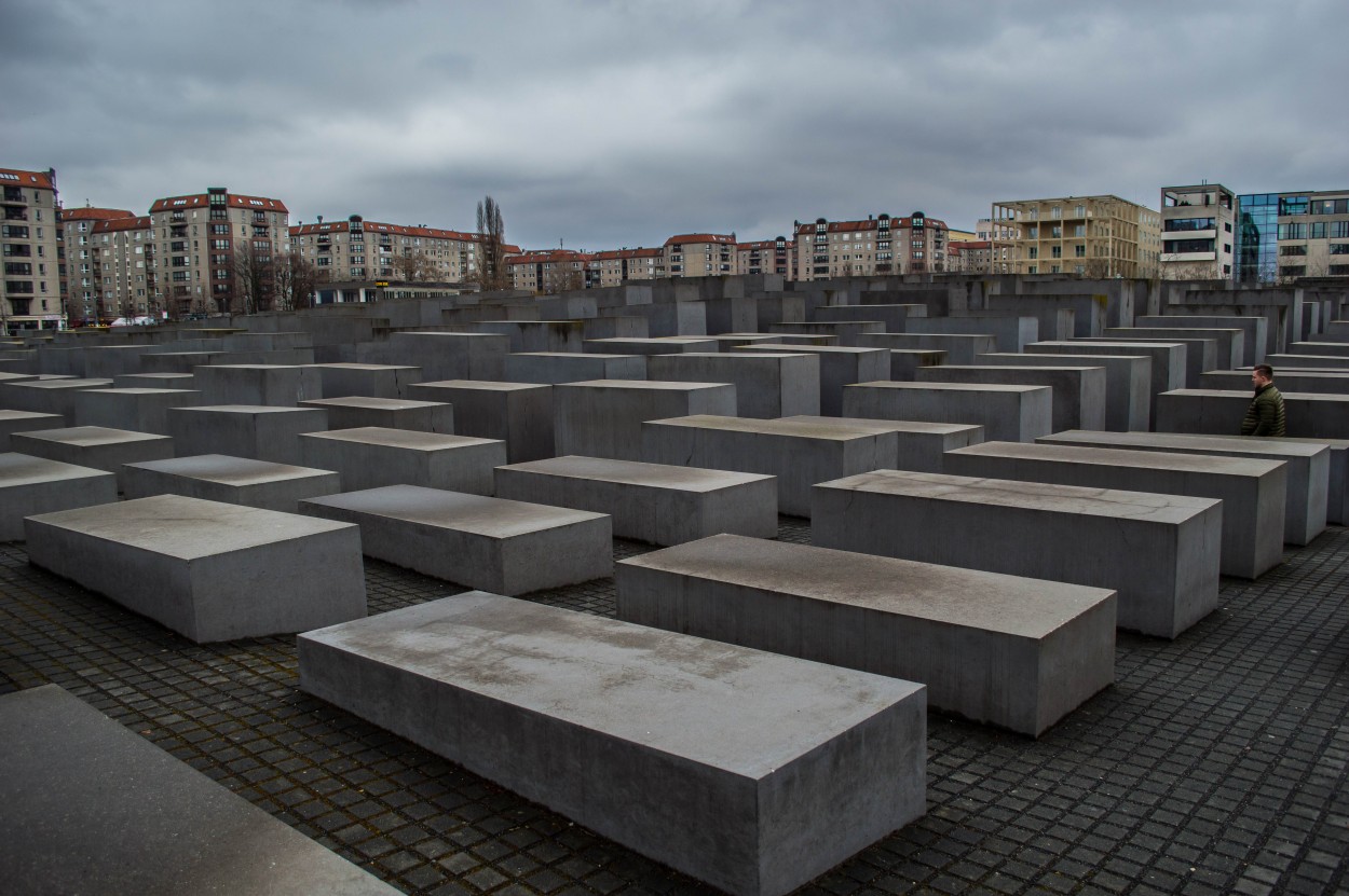 Monumento a la Sho - Berln