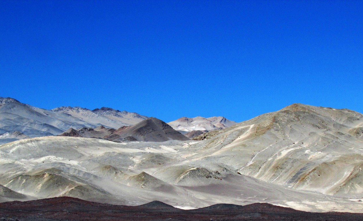 Cerca al `Campo de Piedras Pmez - Catamarca