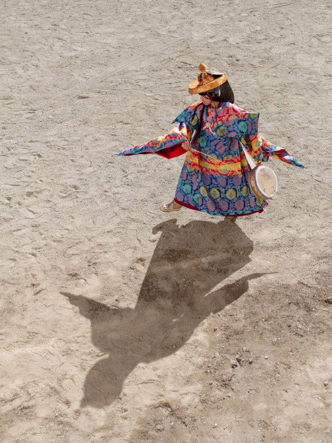 `Danza con tu propia sombra` Ladakh