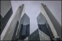 la defense