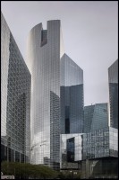 la defense b