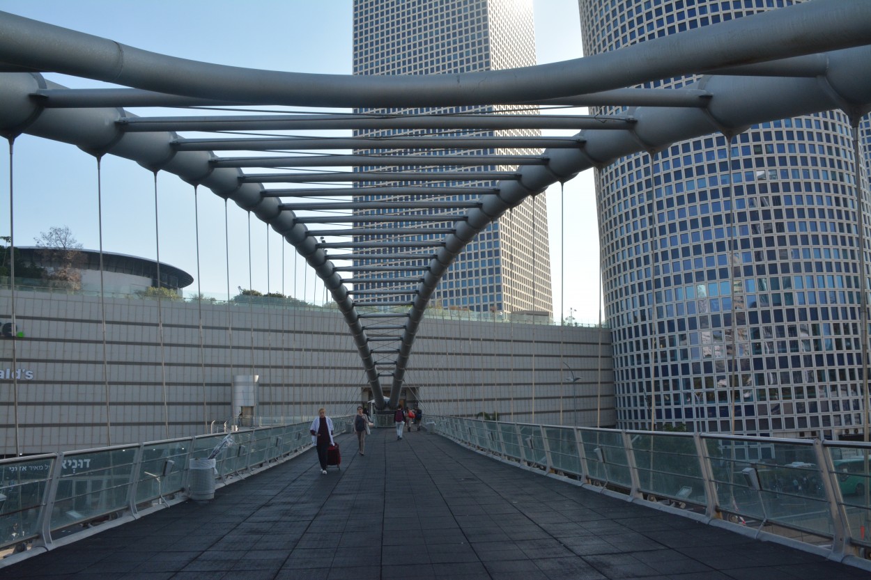 TEL AVIV BRIDGE