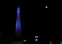 La luna rodando por Balcarce