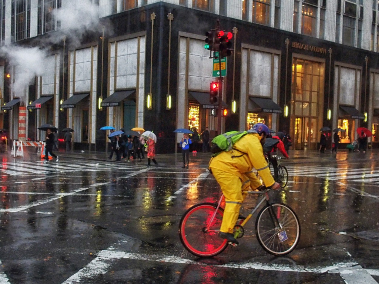 LLUEVE EN NUEVA YORK