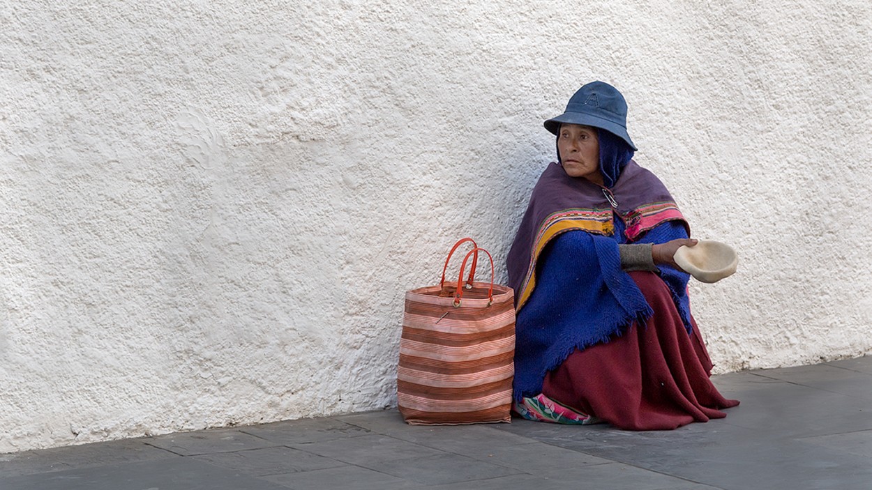 Esperando Limosna