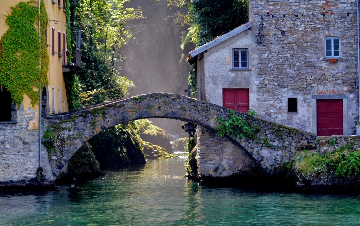 Luz en Lago di Como