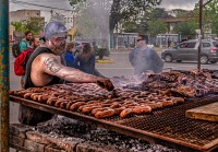 Oreparando choripan para la Peregrinacion