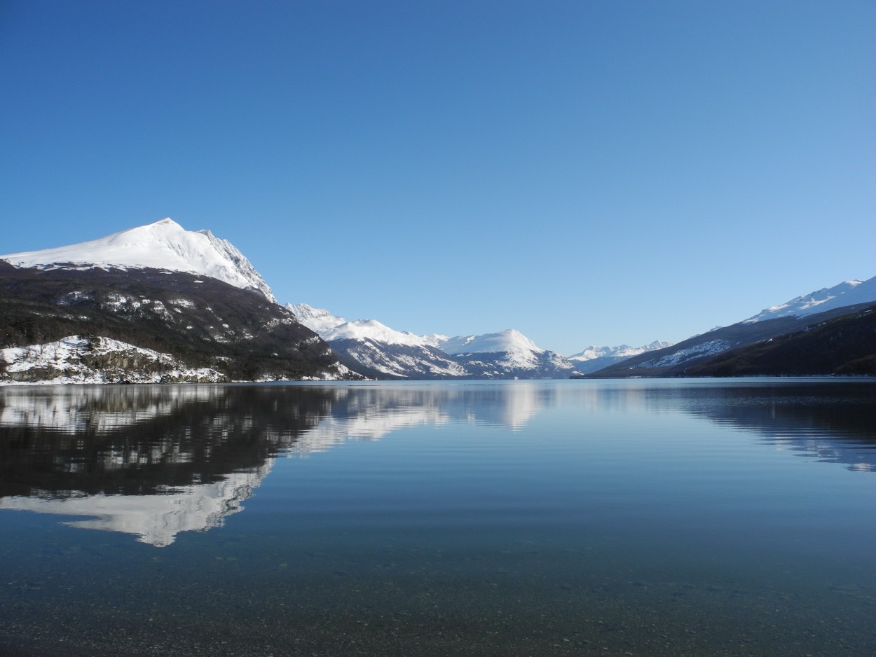 LAGO ROCA -USUAHIA