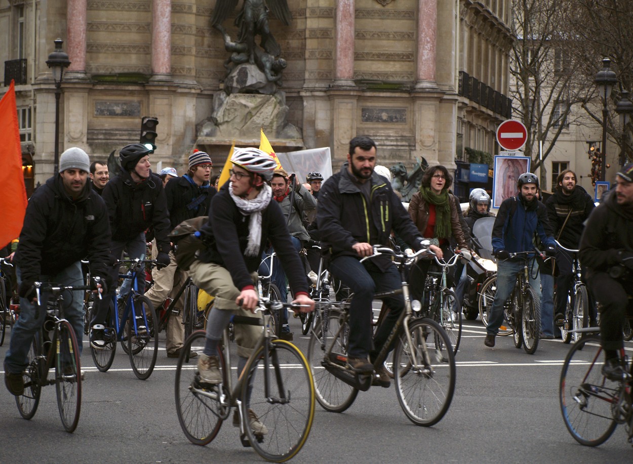 Ciclistas parisinos