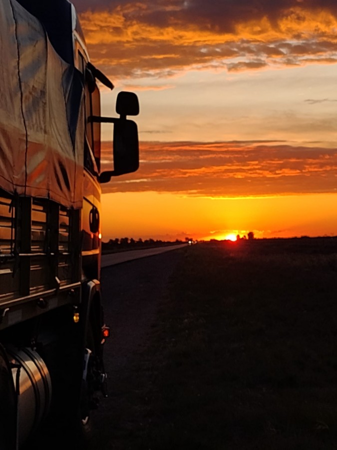 Atardecer en la ruta