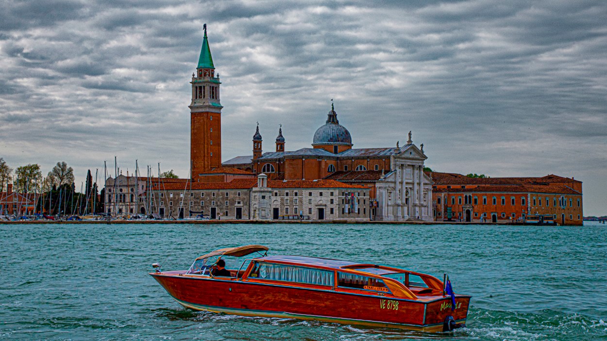 Carroza Funebre Veneciana