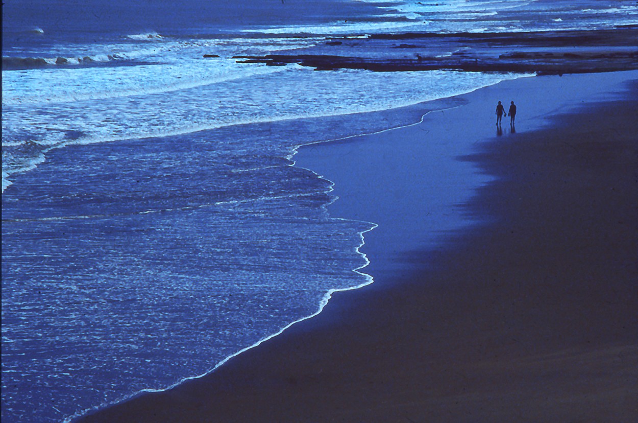 PLAYA DE NOCHE