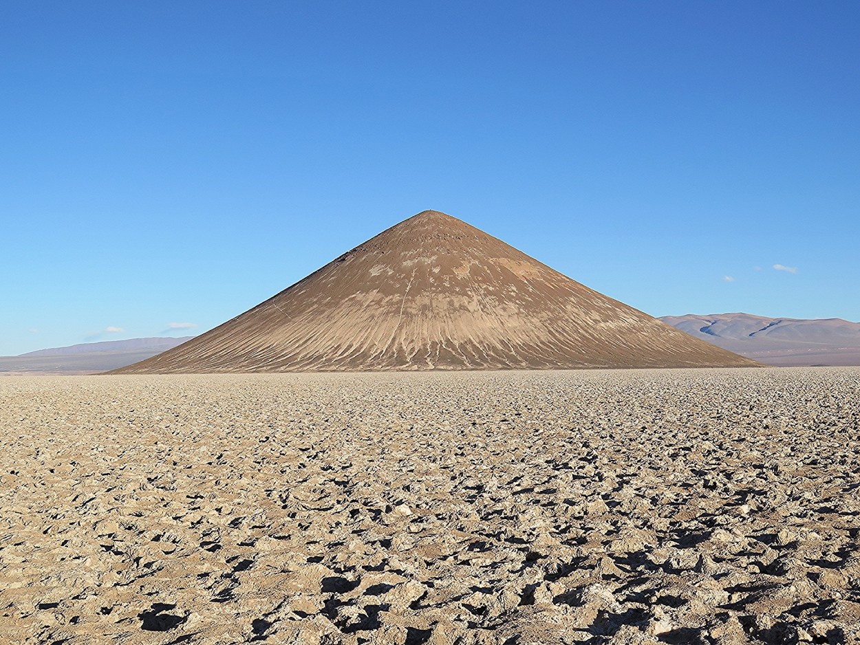 Cono de Arita