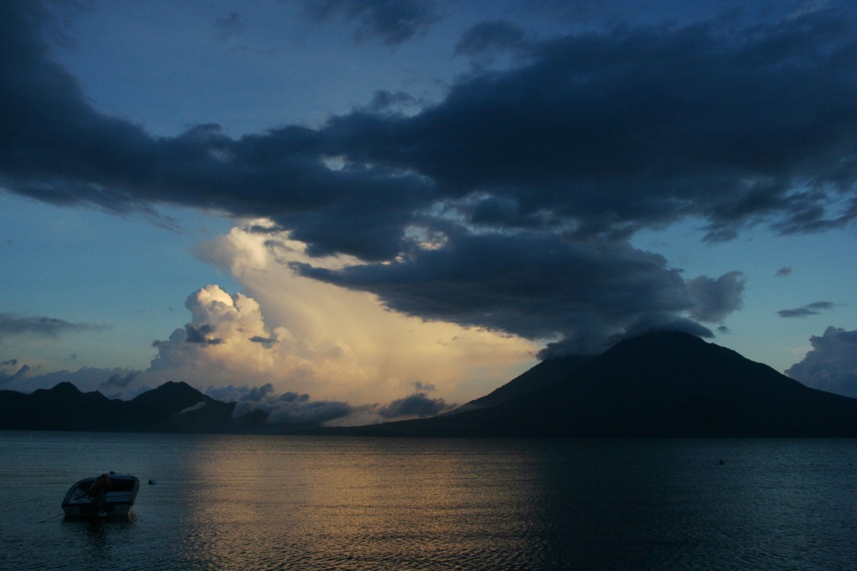 Lago Atitln, Panajachel. Guatemala