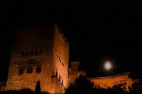 luna en la Alhambra