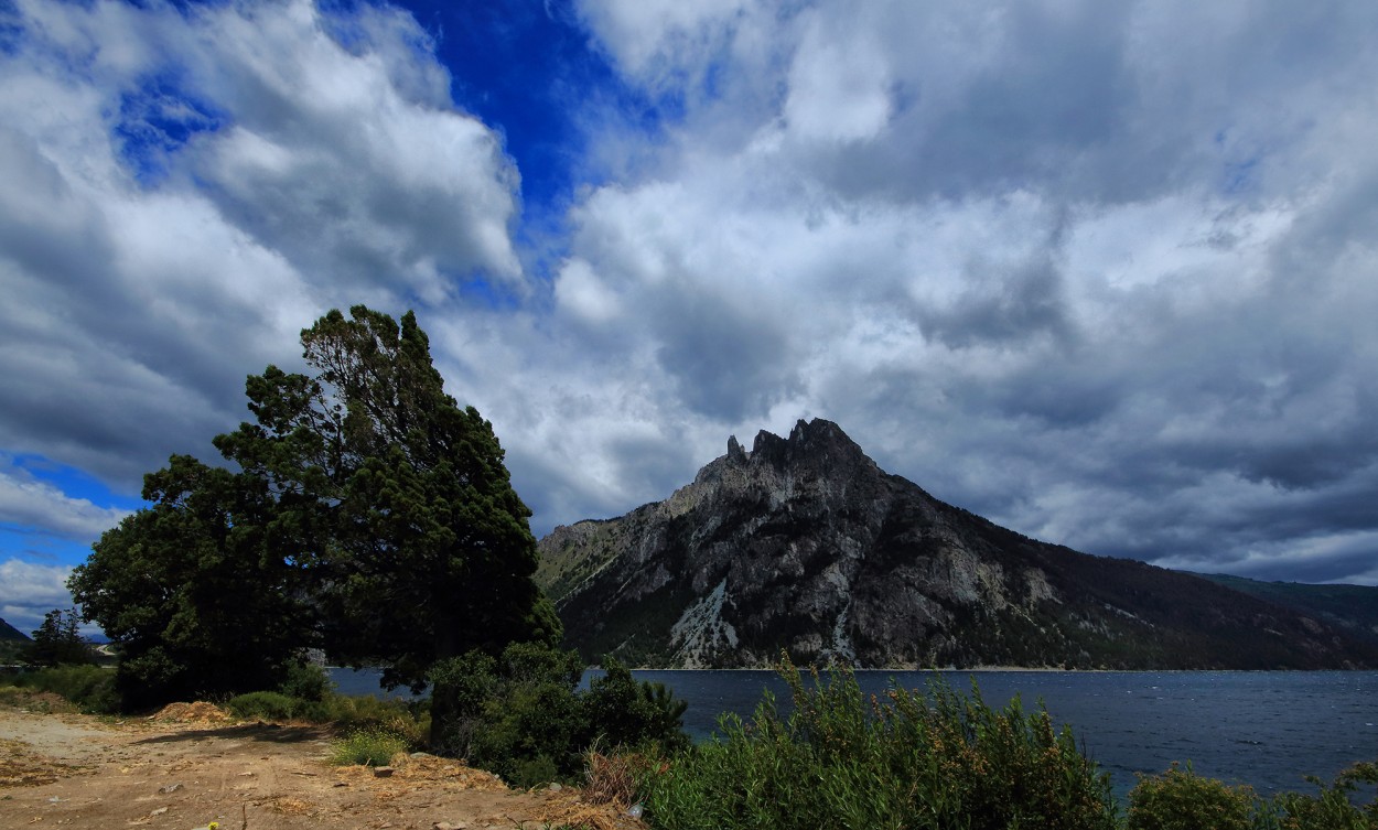 Camino a la Angostura