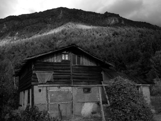 "La cabaa (El Hoyo,Chubut)" de Ricardo Palmadessa