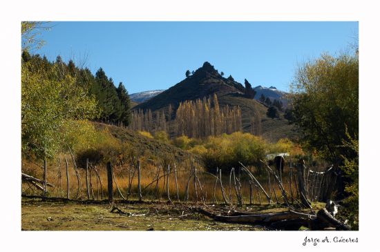 "`Vista lateral cerro Zapato`" de Jorge A. Cceres