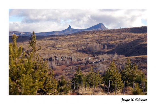 "` Atreuco `" de Jorge A. Cceres