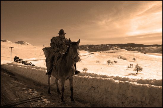 "` Salio el sol`" de Jorge A. Cceres